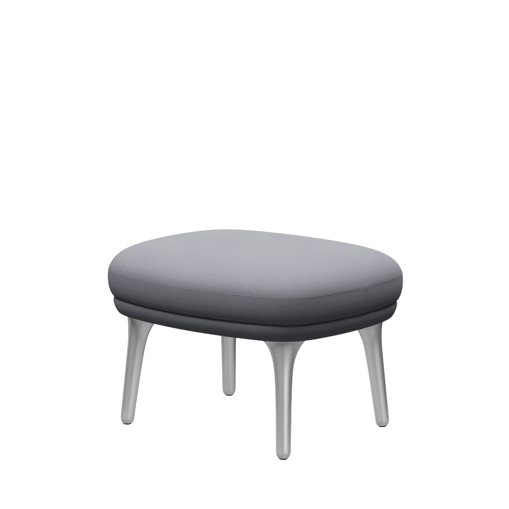 Ro Skammel m. stel i aluminium fra Fritz Hansen - Christianshavn - 1170 Light Grey Uni - Jacobsen Plus