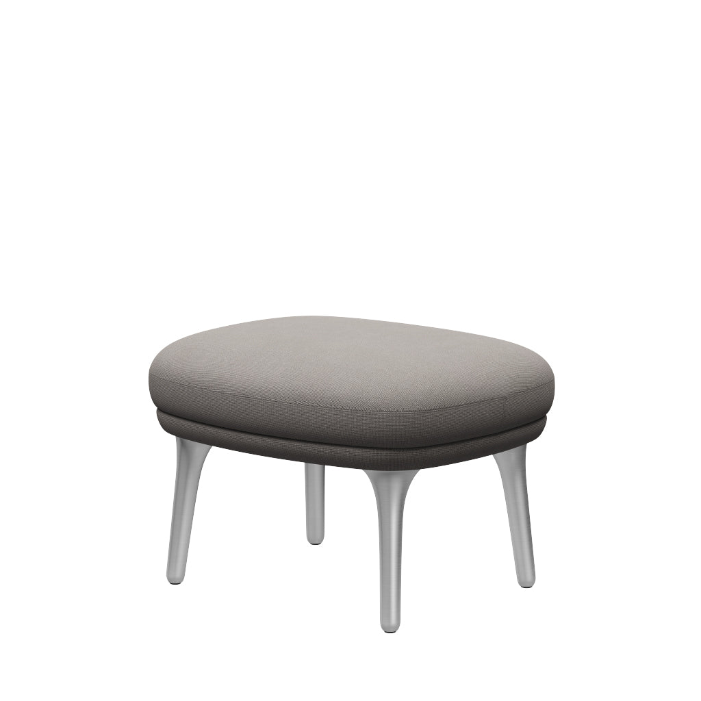 Ro Skammel m. stel i aluminium fra Fritz Hansen - Hallingdal - 113 Light Grey - Jacobsen Plus
