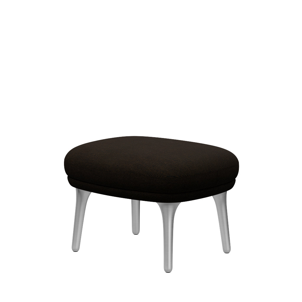 Ro Skammel m. stel i aluminium fra Fritz Hansen - Hallingdal - 370 Black/Brown - Jacobsen Plus