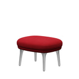 Ro Skammel m. stel i aluminium fra Fritz Hansen - Hallingdal - 680 Red - Jacobsen Plus