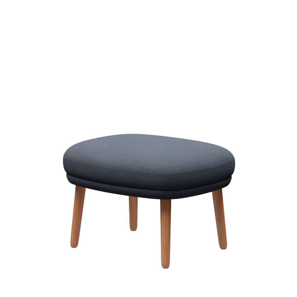 Ro Skammel m. stel i eg fra Fritz Hansen - Christianshavn - 1150 Orange/Blue - Jacobsen Plus