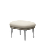 Fri Skammel m. stel i aluminium fra Fritz Hansen - Hallingdal - 100 Off White - Jacobsen Plus