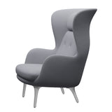 Ro Lænestol m. stel i aluminium fra Fritz Hansen - Christianshavn - 1170 Light Grey Uni - Jacobsen Plus
