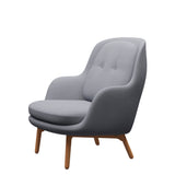 Fri Lænestol m. stel i eg fra Fritz Hansen - Christianshavn - 1170 Light Grey Uni - Jacobsen Plus