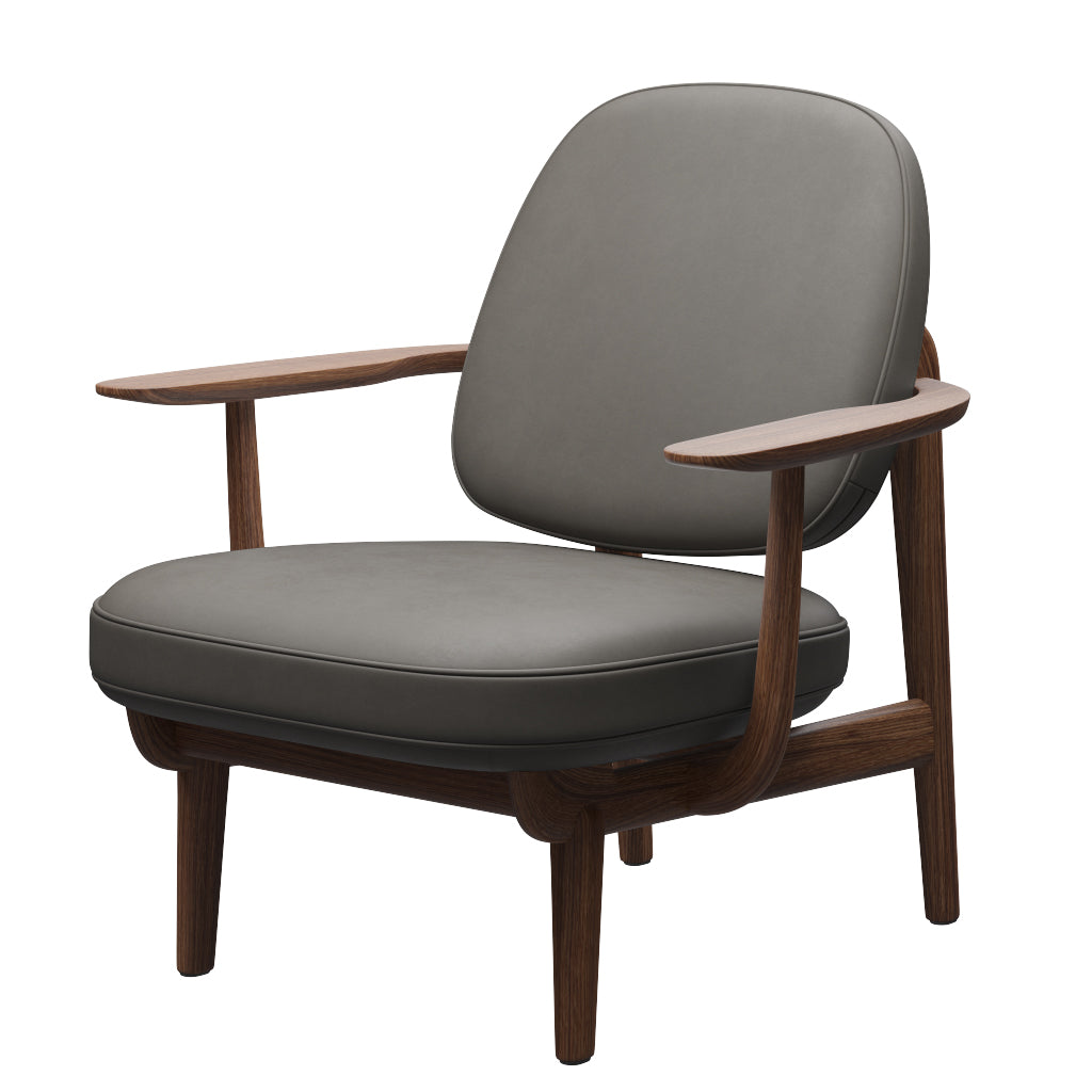 Fred Lænestol, valnødbejdset eg fra Fritz Hansen - Essential læder - Lava - Jacobsen Plus
