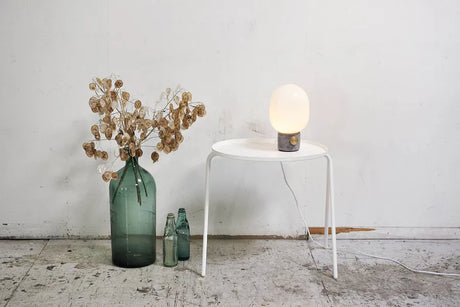 JWDA Concrete Bordlampe fra Audo Copenhagen - 4 - Jacobsen Plus