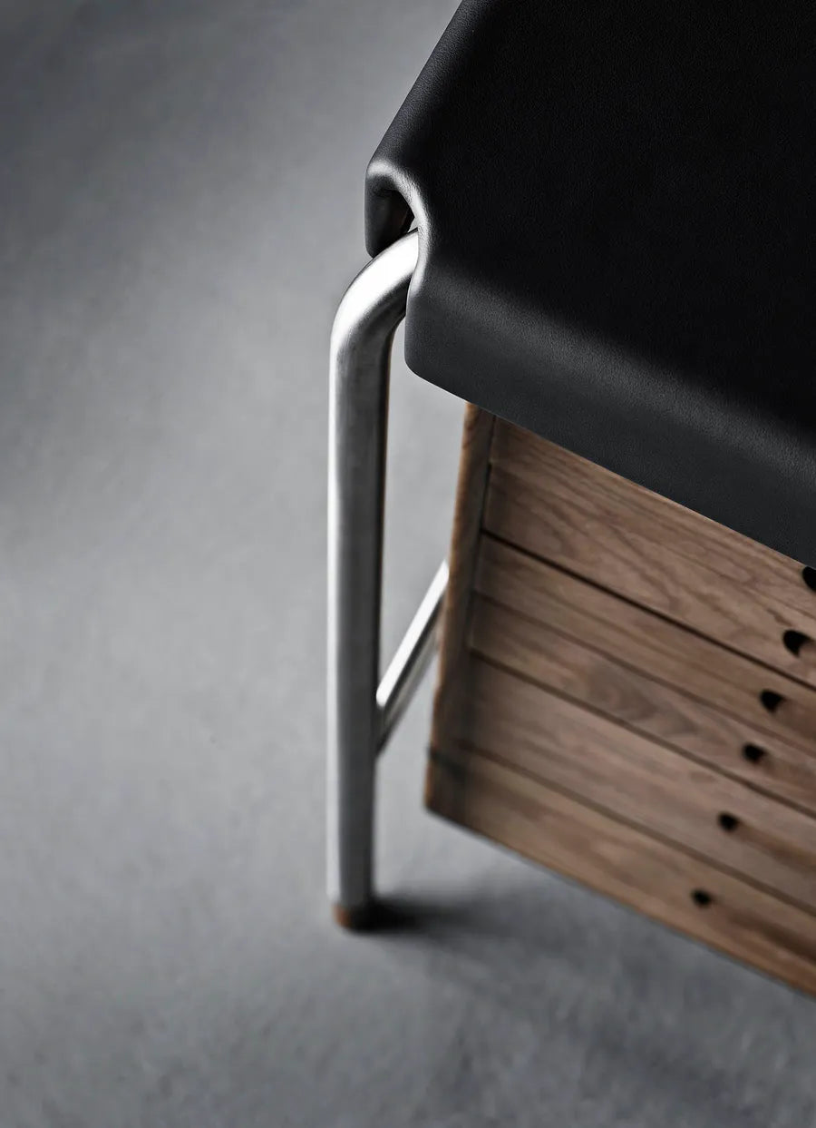 AJ52 Society Table fra Carl Hansen & Søn