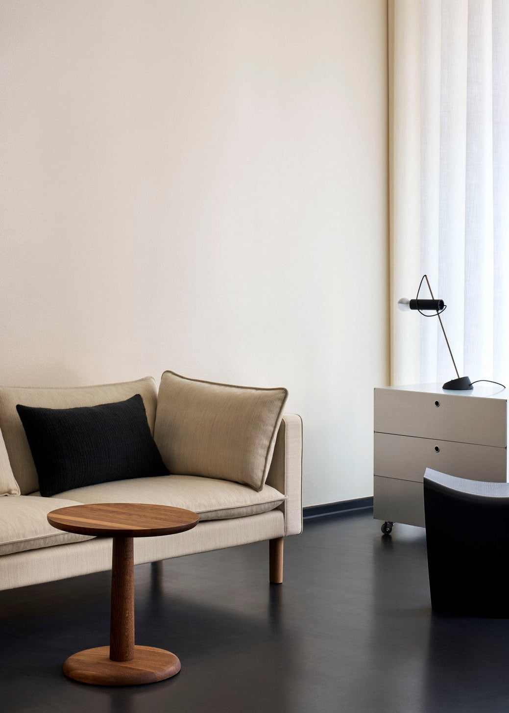 Jota Hynde, vidar fra Fredericia Furniture - 2 - Jacobsen Plus