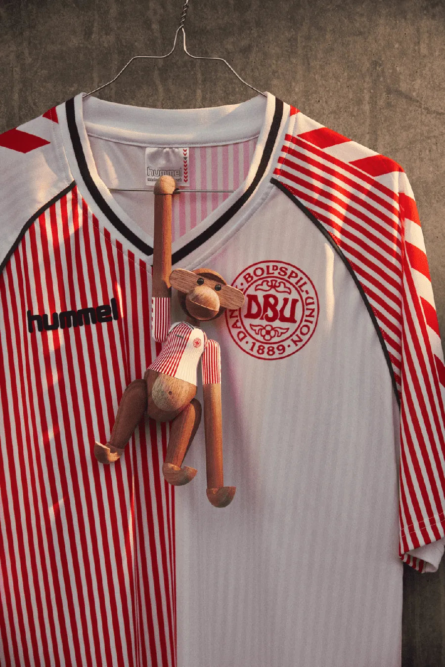 Lille Abe x DBU 86 Away af Kay Bojesen - 6 - Jacobsen Plus