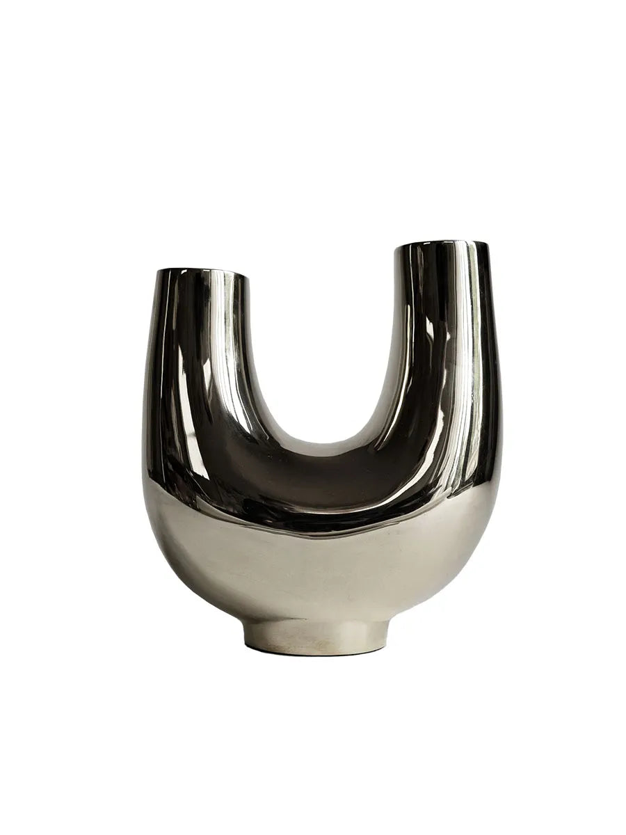 Kazumi Vase, silver fra Hein Studio