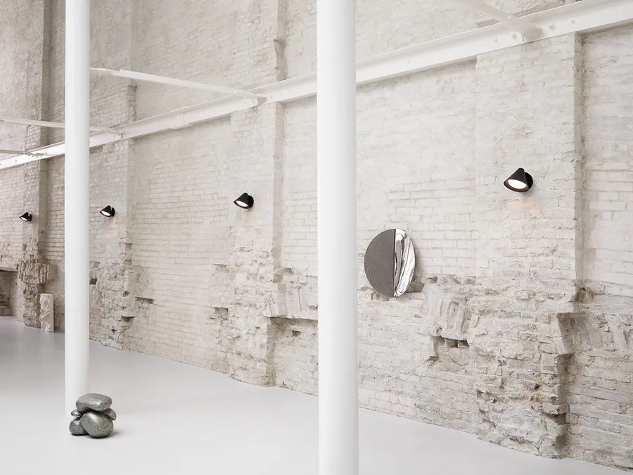 Keglen Væglampe fra Louis Poulsen