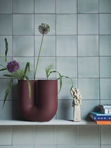 Kink Vase, deep red fra Muuto - 2 - Jacobsen Plus