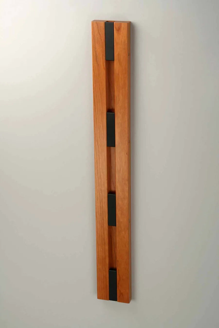 Lodret KNAX knagerække fra LoCa