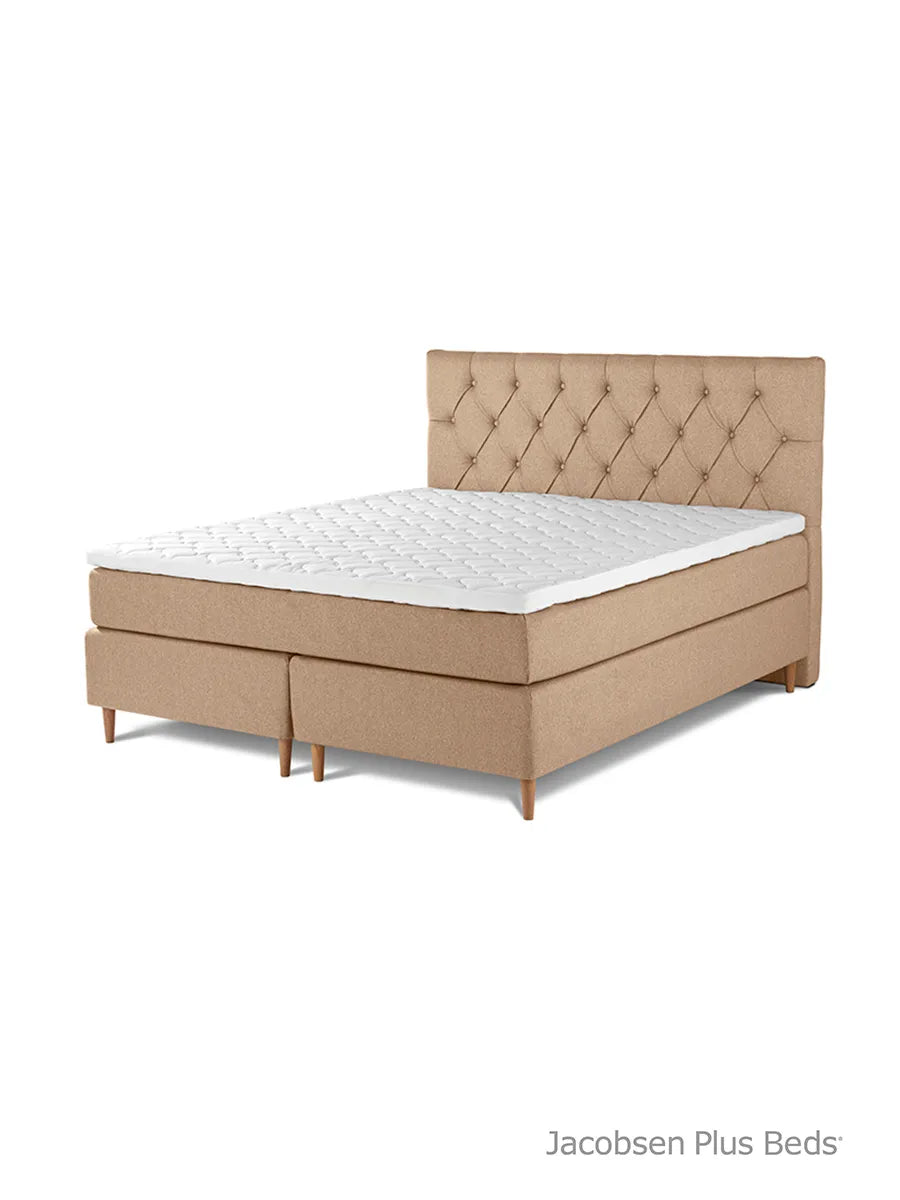 Jacobsen Plus Beds – Kontinental seng, Sand