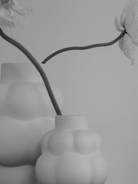 Balloon Vase 04 Petit, ceramic fra Louise Roe - Sanded Ocker - Jacobsen Plus
