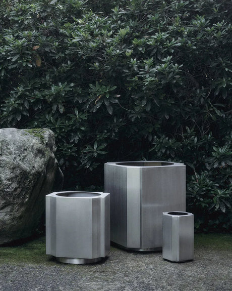Funki Pot, small fra Louise Roe - Brushed aluminium - Jacobsen Plus