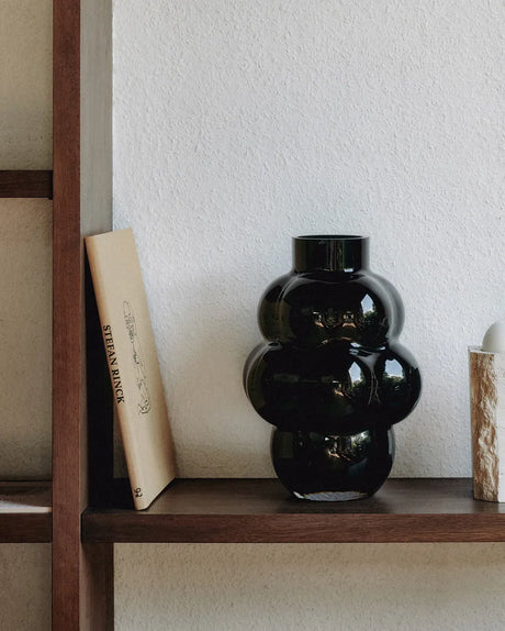 Balloon Vase 04, glas fra Louise Roe - Black - Jacobsen Plus