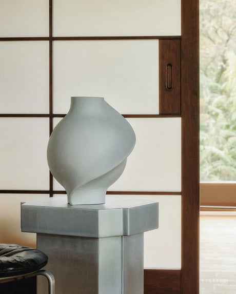 Pirout Vase 02, ceramic fra Louise Roe - 2 - Jacobsen Plus