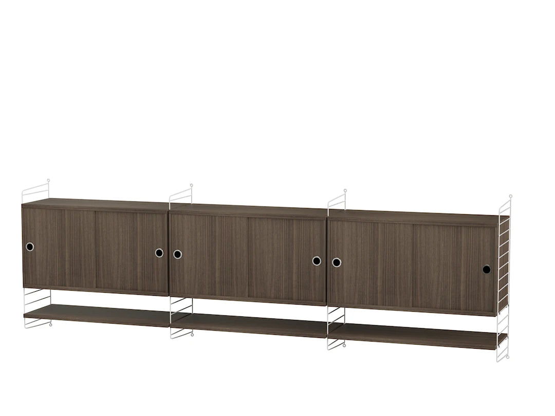 Reol, Living room E fra String - Hvid - valnød - Jacobsen Plus