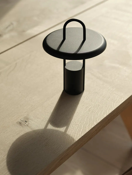 Pier Portable Lampe fra Stelton - Sort - Jacobsen Plus