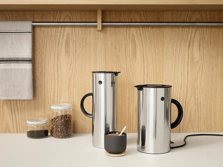 EM77 Elkedel, 1,5 l fra Stelton - Stål - Jacobsen Plus