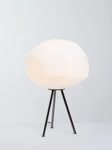 Gemo M bordlampe fra Parachilna