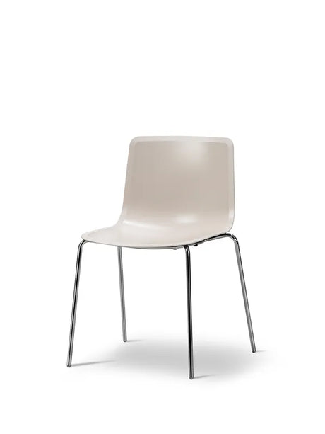 Pato Stol fra Fredericia Furniture - Sand / Krom - Jacobsen Plus