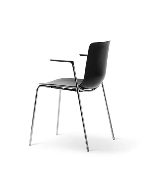 Pato Armstol fra Fredericia Furniture - Quartz grey / Krom - Jacobsen Plus