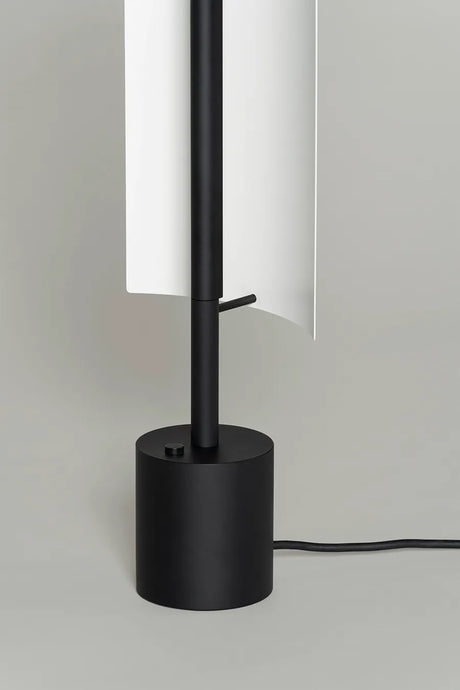 Lámina 45 Bordlampe fra Santa and Cole - 2 - Jacobsen Plus