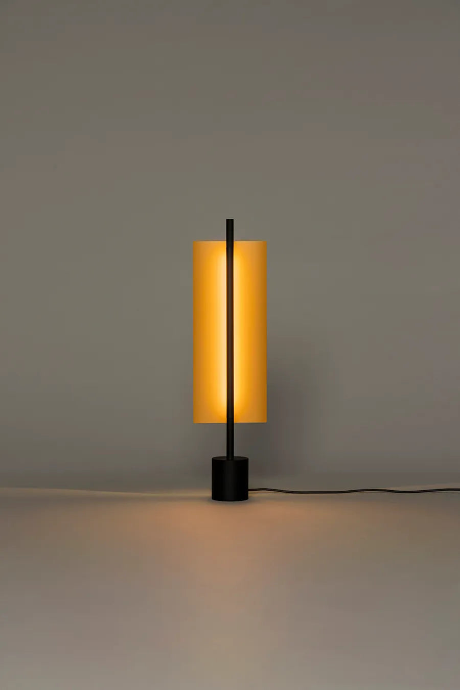 Lámina Dorada 45 Bordlampe fra Santa and Cole - 2 - Jacobsen Plus