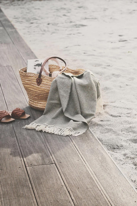 La Paz Plaid, dark grey fra Silkeborg Uldspinderi - 3 - Jacobsen Plus