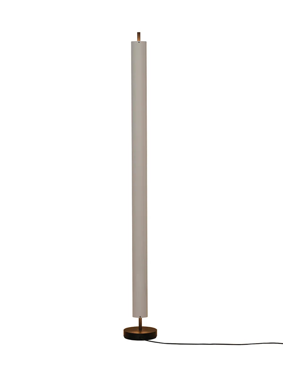 Lámina 165 Gulvlampe fra Santa and Cole - 6 - Jacobsen Plus