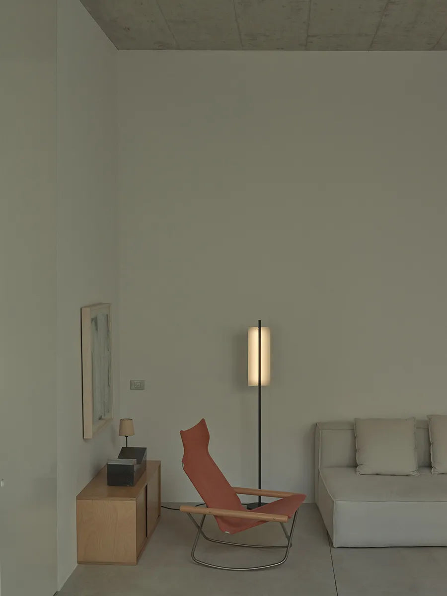 Lámina 45 Gulvlampe fra Santa and Cole - 5 - Jacobsen Plus