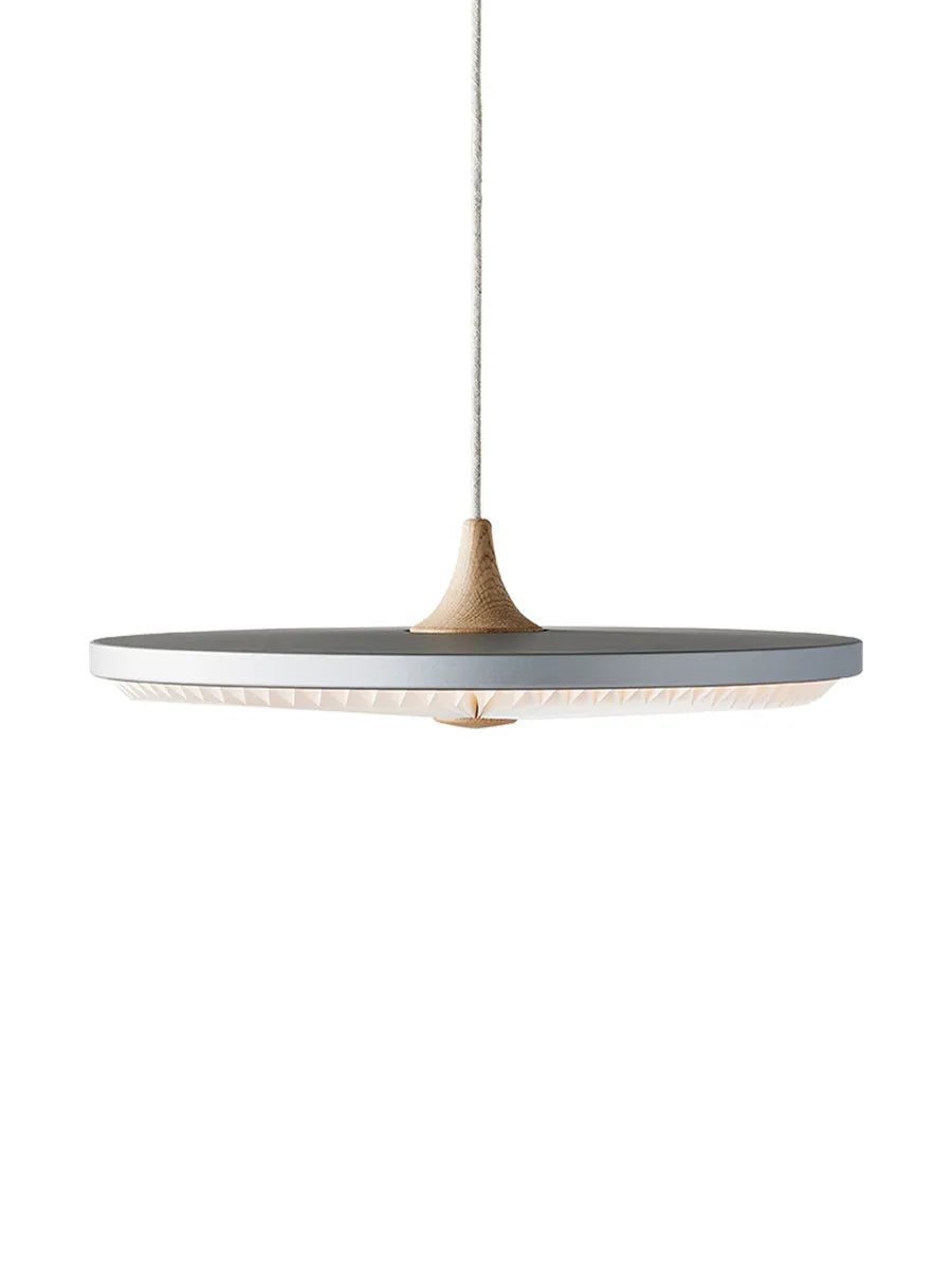Soleil pendel medium, lys eg, plast skærm fra Le Klint - 4 - Jacobsen Plus
