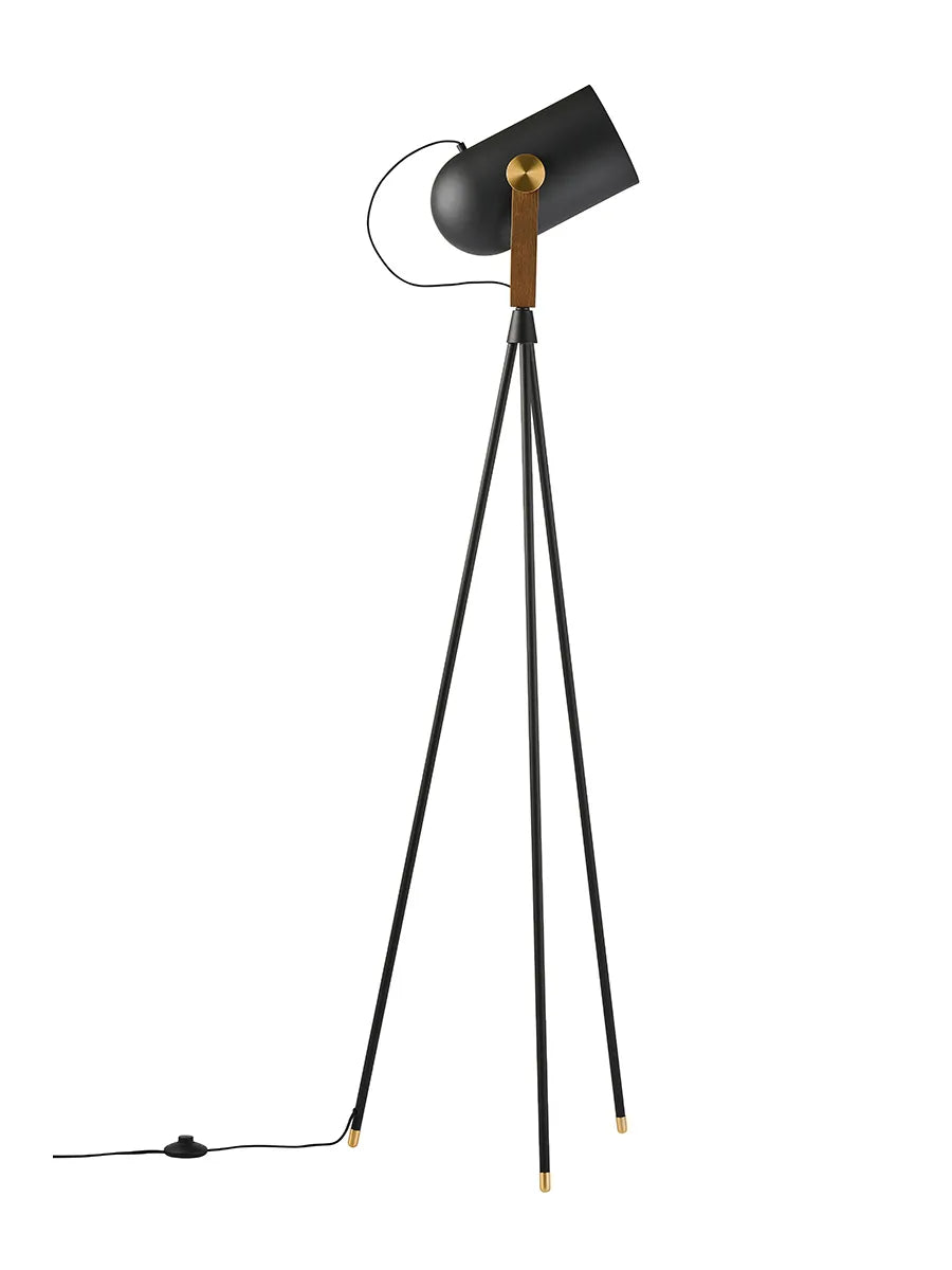 Carronade II Gulvlampe fra Le Klint - Røget Eg - Jacobsen Plus