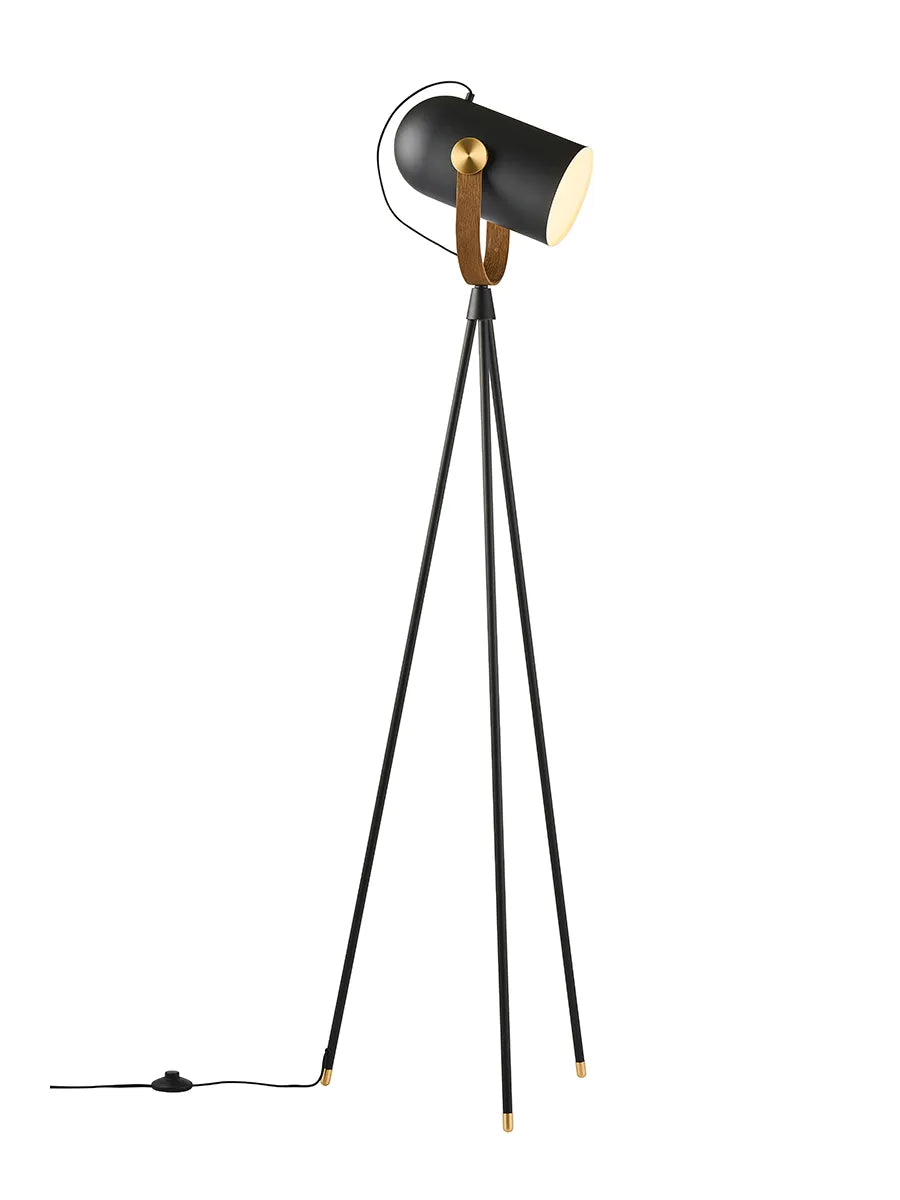 Carronade II Gulvlampe fra Le Klint