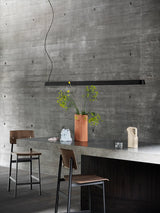 Linear Pendant Lamp 169,2 cm, black fra Muuto - 2 - Jacobsen Plus