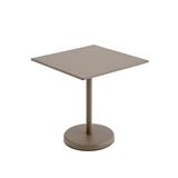 Linear Steel cafébord 70x70cm, H73 cm fra Muuto - Taupe - Jacobsen Plus