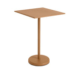 Linear Steel cafébord 70x70cm, H105 cm fra Muuto - Orange - Jacobsen Plus