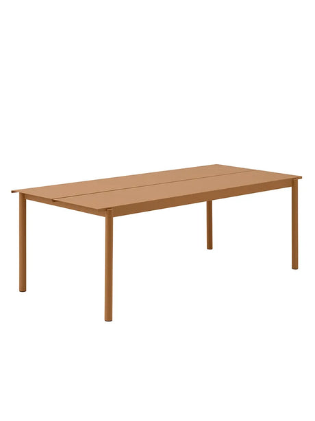 Linear Steel Table, 220x90 cm fra Muuto - Burnt orange - Jacobsen Plus