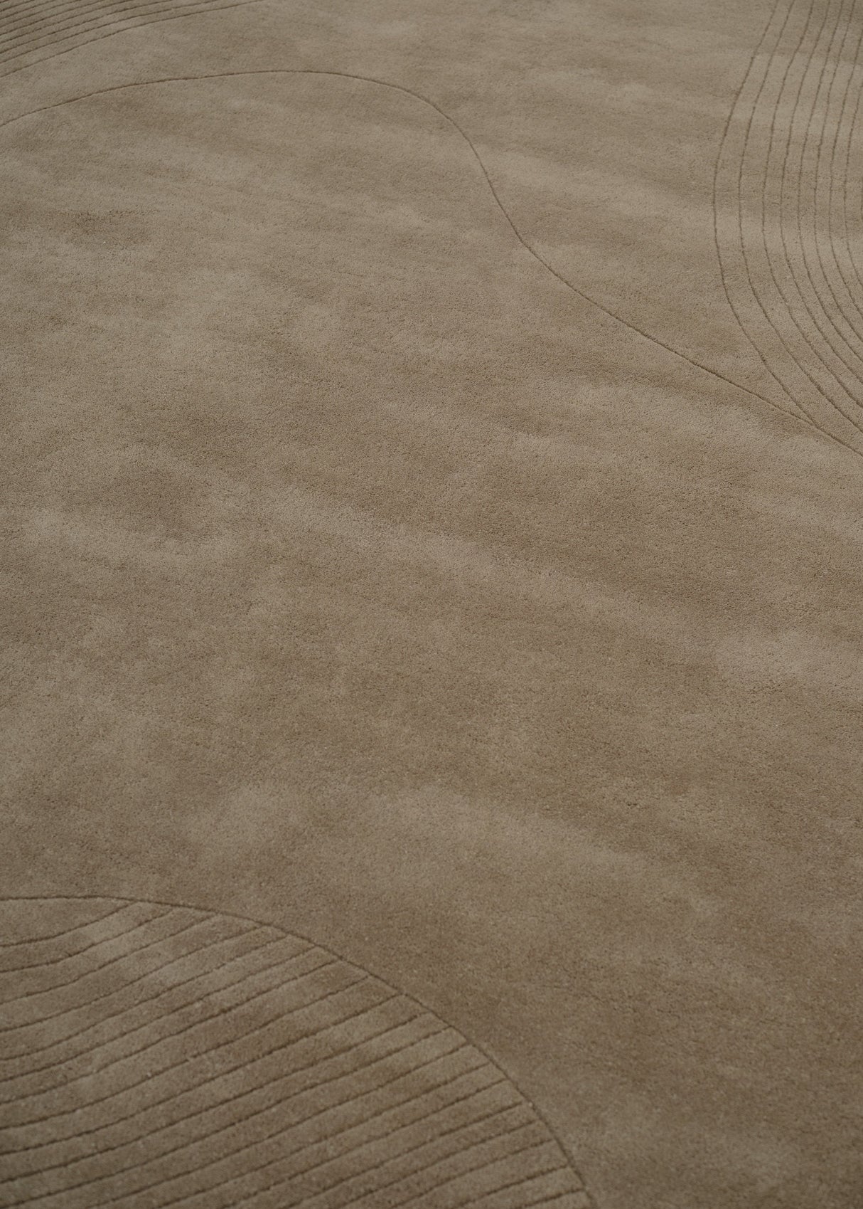 Fluid Arc gulvtæppe, Earth fra Linie Design - 1 - Jacobsen Plus