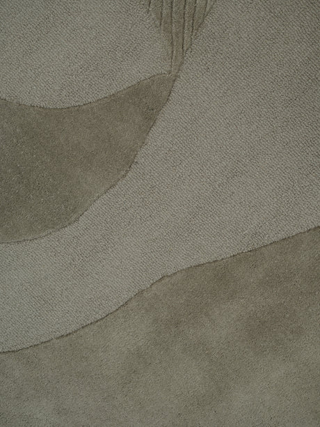 Kindle Poetry gulvtæppe, Green fra Linie Design - 250 x 300 cm. - Jacobsen Plus