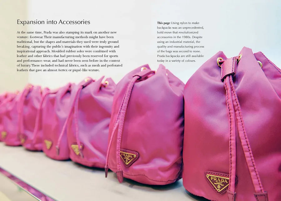 Little Book of Prada fra New Mags