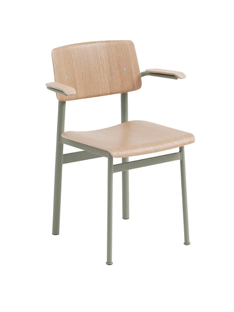 Loft Armchair fra Muuto - Oak- dusty green - Jacobsen Plus