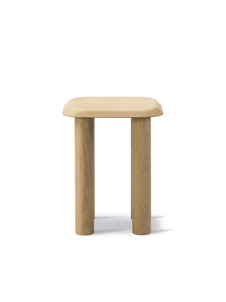 Islets Side Table fra Fredericia Furniture - Olieret eg - Jacobsen Plus