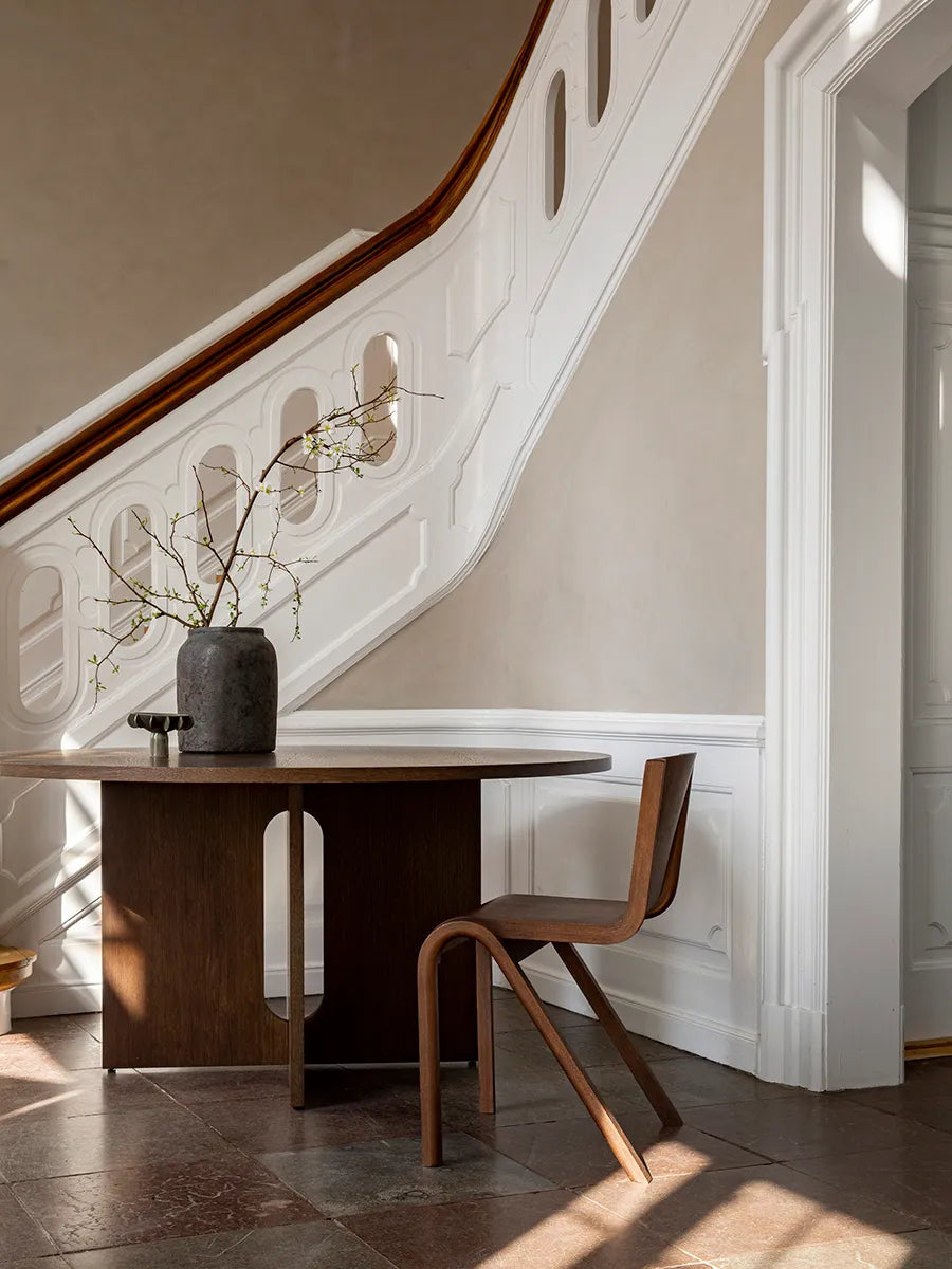 Ready Dining Chair, dark stained oak fra Audo Copenhagen