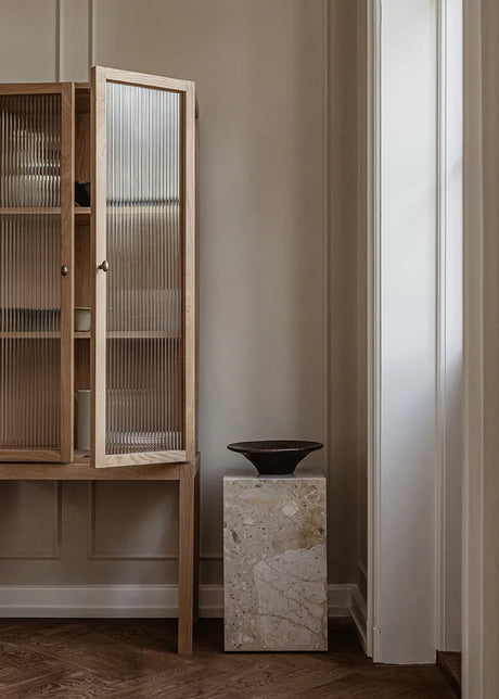 Plinth Tall Sand Kunis Breccia marmor fra Audo Copenhagen - 3 - Jacobsen Plus