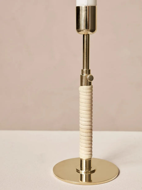 Duca Candle Holder fra Audo Copenhagen - Polished Brass - Jacobsen Plus
