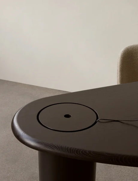 The Eclipse Desk fra Audo Copenhagen - 3 - Jacobsen Plus