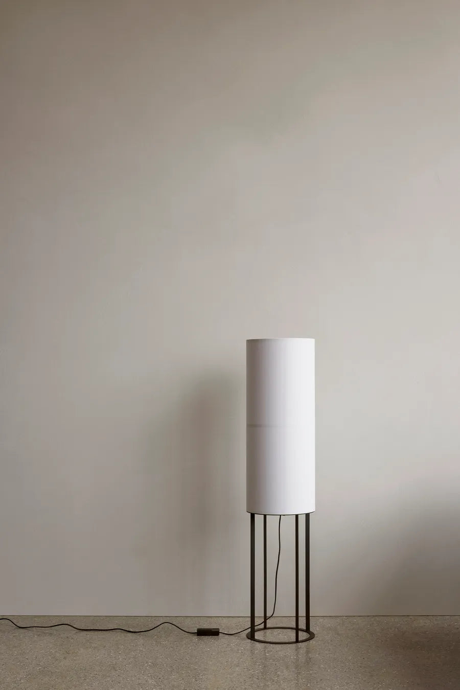 Hashira High Floor Lamp White fra Audo Copenhagen - 3 - Jacobsen Plus